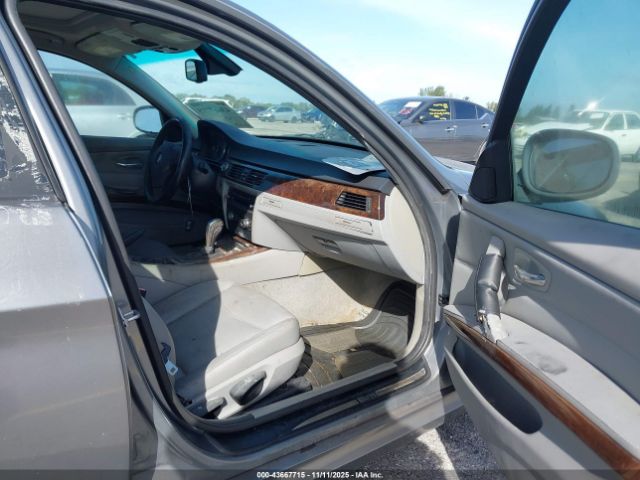 2011 BMW 328I WBAPH7C56BE675958 Photo 4