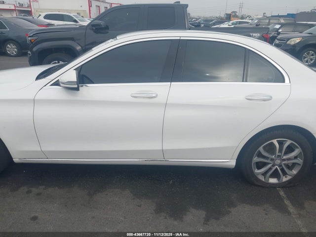 Mercedes-Benz C 300 2016 55SWF4JB6GU156330 Image 15