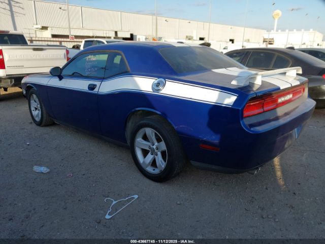 2012 DODGE CHALLENGER 2C3CDYAG8CH239232 Photo 2