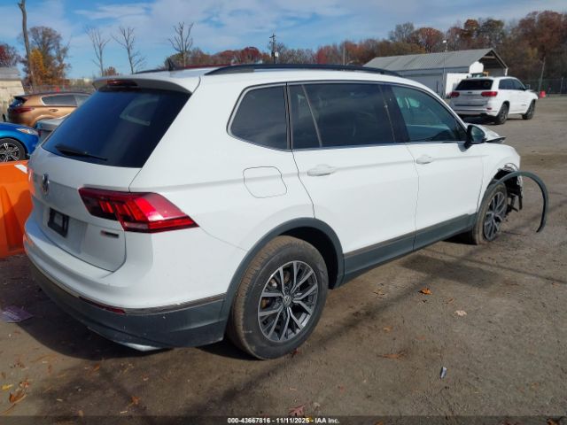 2020 VOLKSWAGEN TIGUAN 3VV2B7AX0LM058829 Photo 3