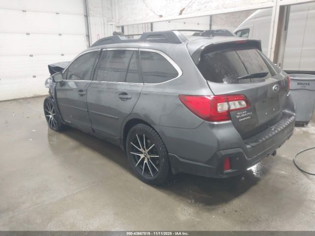 2018 SUBARU OUTBACK 4S4BSANC3J3287244 Photo 2