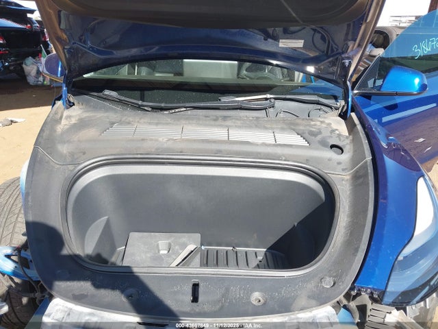 2022 TESLA MODEL Y 7SAYGDEF6NF318672 Photo 9