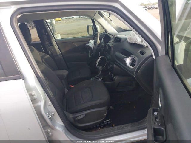 ZACNJABB3LPL90496 Jeep Renegade Latitude Fwd