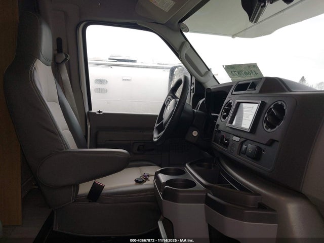 Ford E-450 Cutaway 2025 1FDXE4FN5SDD04202 Image 5