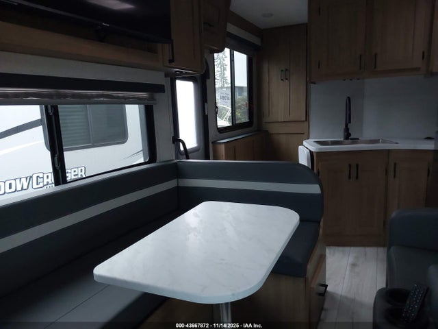 Ford E-450 Cutaway 2025 1FDXE4FN5SDD04202 Image 7