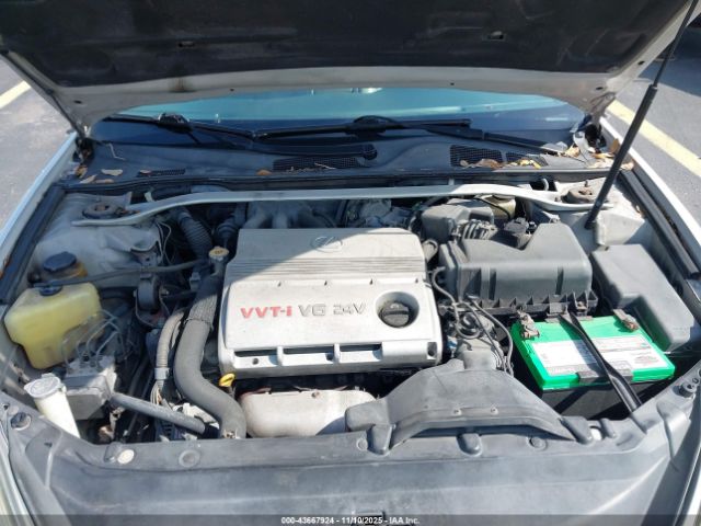 2002 LEXUS ES 300 JTHBF30G820010699 Photo 9