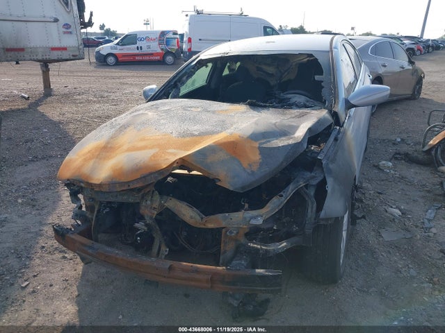 2014 Hyundai Sonata Gls მანქანა იყიდება აუქციონზე, vin: 5NPEB4AC4EH872756, აუქციონის ნომერი: 43668006
