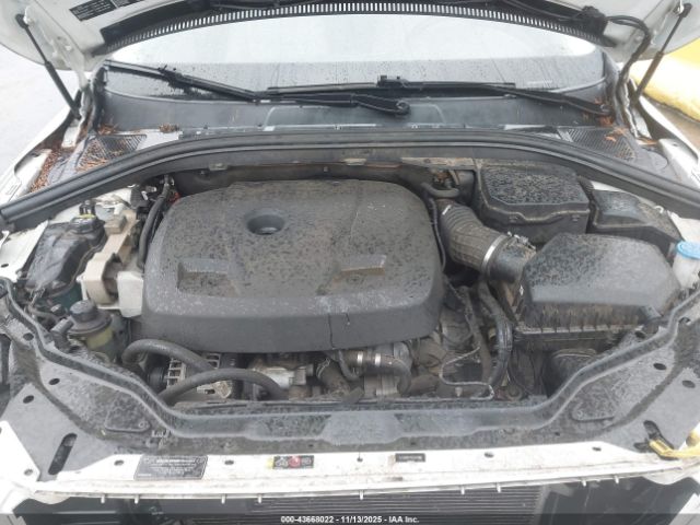 2016 VOLVO XC60 YV449MRM1G2894896 Photo 9