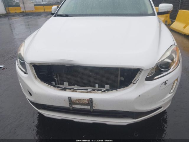2016 VOLVO XC60 YV449MRM1G2894896 Photo 5
