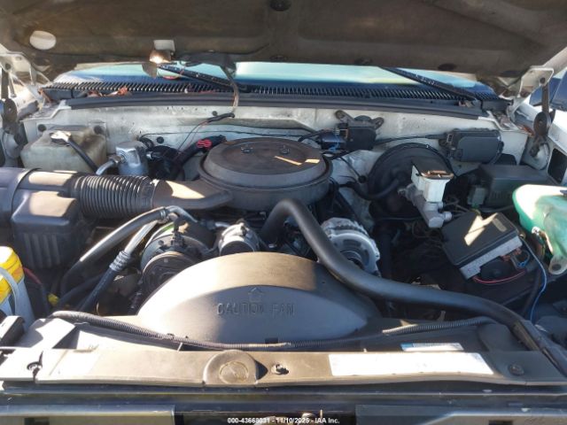 1995 CHEVROLET SUBURBAN 1GNFK16K1SJ454796 Photo 9