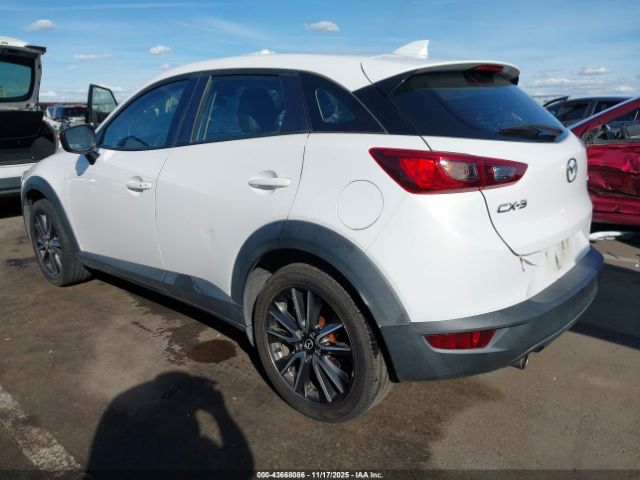 2017 MAZDA CX-3 JM1DKDC75H0157479 Photo 2