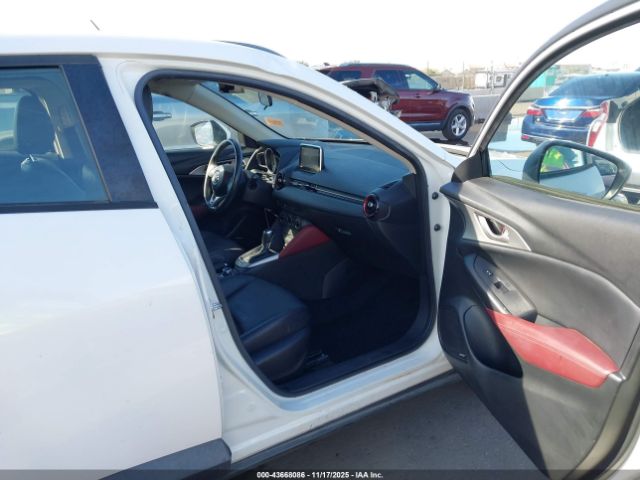 2017 MAZDA CX-3 JM1DKDC75H0157479 Photo 4