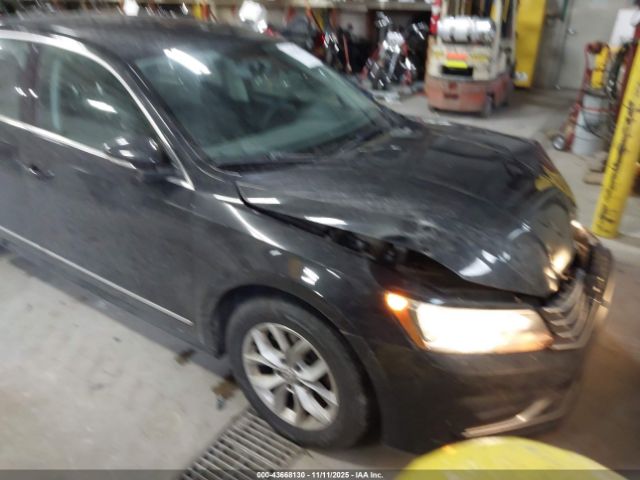 2017 VOLKSWAGEN PASSAT 1VWAT7A39HC075364