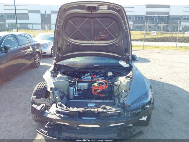 2025 TESLA MODEL 3 5YJ3E1EA6SF997953 Photo 9