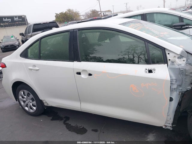 Toyota Corolla 2021 JTDEPMAE0MJ175030 Image 27