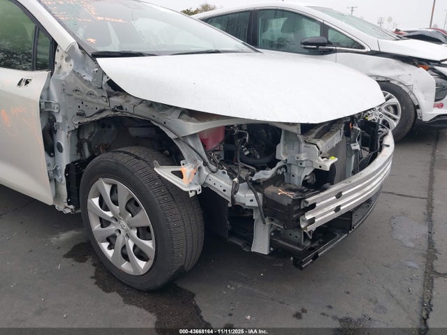 Toyota Corolla 2021 JTDEPMAE0MJ175030 Image 33