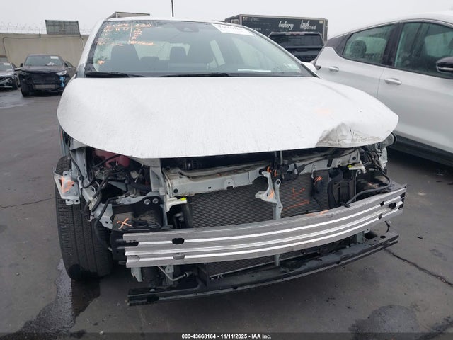 Toyota Corolla 2021 JTDEPMAE0MJ175030 Image 34
