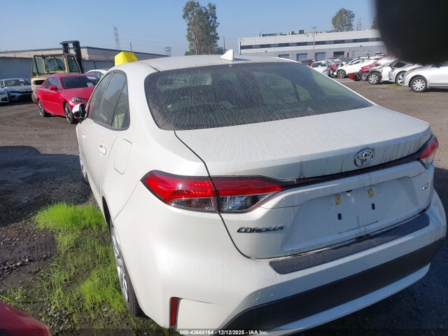 Toyota Corolla 2021 JTDEPMAE0MJ175030 Image 16