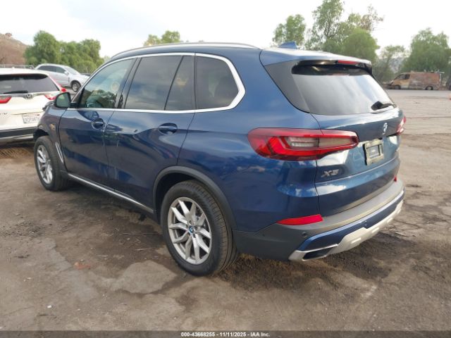 2022 BMW X5 PHEV 5UXTA6C09N9L13543 Photo 2