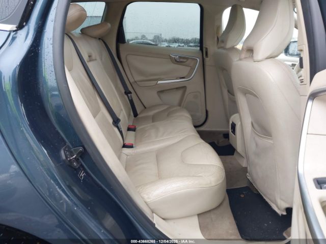 2010 VOLVO XC60 YV4992DZ6A2125749 Photo 7