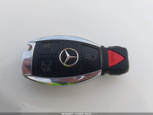 2013 MERCEDES-BENZ C 250 WDDGF4HB8DR293955 Photo 10