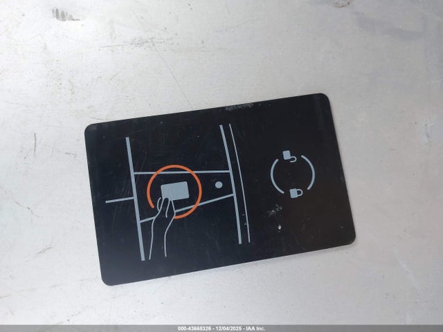 2025 TESLA MODEL Y 7SAYGDEE0SF297224 Photo 10