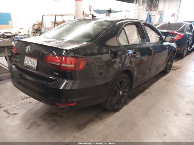 2018 VOLKSWAGEN JETTA 3VWD17AJ0JM222435 Photo 3