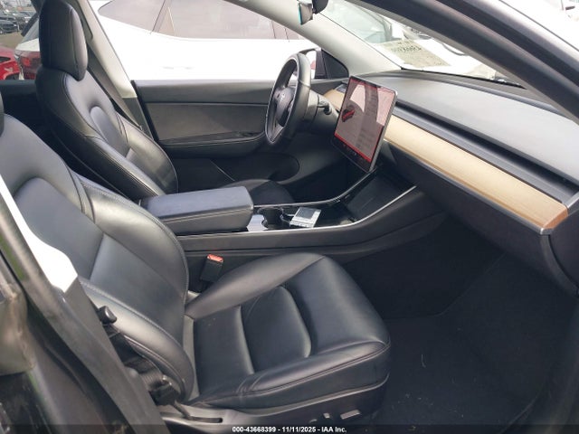 2020 TESLA MODEL Y 5YJYGDEF9LF013984 Photo 4
