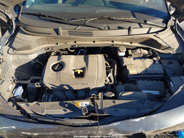 KNDJ53AU8P7884019 KIA Soul Gt-line