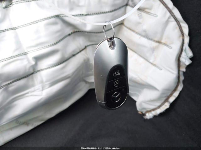 W1KAF4GB8PR104006 Mercedes-Benz C 300 Sedan