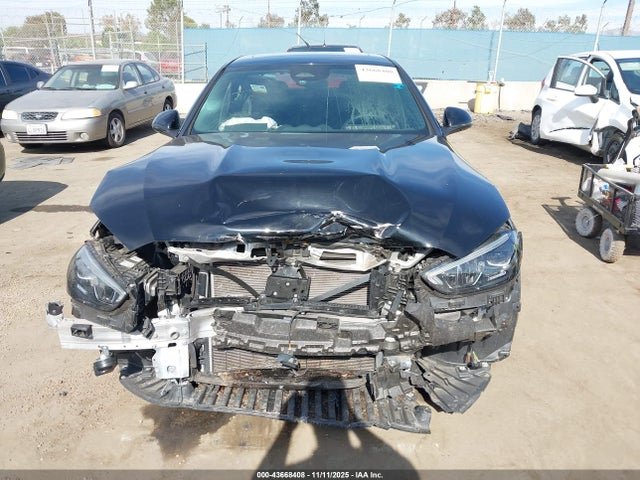 W1KAF4GB8PR104006 Mercedes-Benz C 300 Sedan