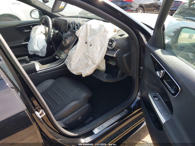 W1KAF4GB8PR104006 Mercedes-Benz C 300 Sedan