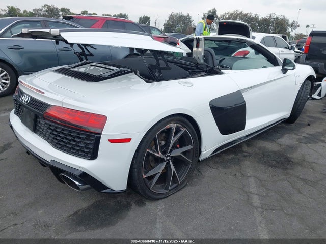 2022 AUDI R8 SPYDER WUACECFX6N7901007 Photo 3