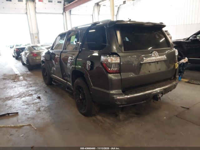 2015 TOYOTA 4RUNNER JTEBU5JR0F5214517 Photo 2