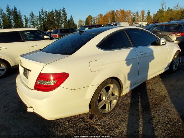 2015 MERCEDES-BENZ C 250 WDDGJ4HB6FG367998 Photo 3