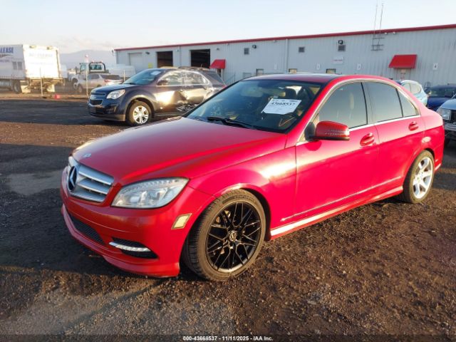 2011 MERCEDES-BENZ C 300 WDDGF5EB2BR175259 Photo 1