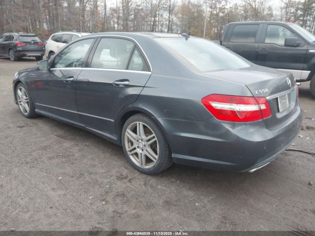 2010 MERCEDES-BENZ E 550 WDDHF9AB2AA188804 Photo 2