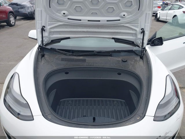2023 TESLA MODEL 3 5YJ3E1EA3PF560130 Photo 9