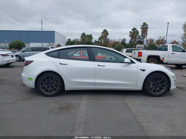Tesla Model 3 Rear-wheel Drive 2023 5YJ3E1EA3PF560130 Image 14