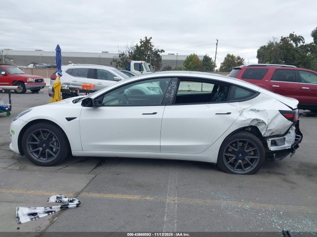 Tesla Model 3 Rear-wheel Drive 2023 5YJ3E1EA3PF560130 Image 15