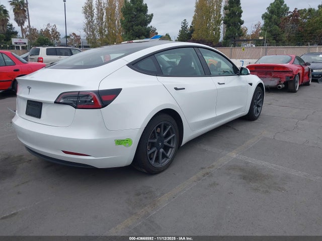 2023 TESLA MODEL 3 5YJ3E1EA3PF560130 Photo 3