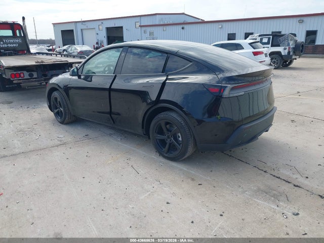 2026 TESLA MODEL Y 7SAYGDEE3TA472595 Photo 2