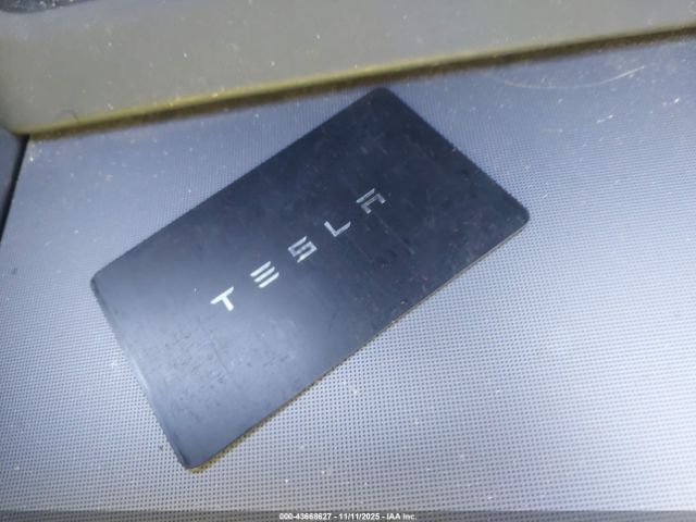 2024 TESLA MODEL 3 5YJ3E1EA6RF717877 Photo 10