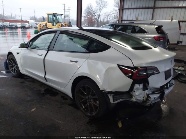 2023 TESLA MODEL 3 5YJ3E1EA4PF501409 Photo 2