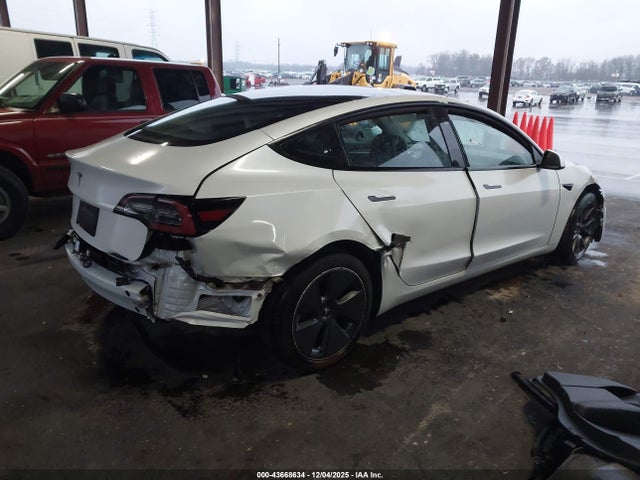 2023 TESLA MODEL 3 5YJ3E1EA4PF501409 Photo 3
