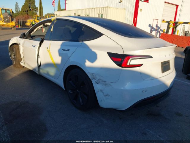 2024 TESLA MODEL 3 5YJ3E1EA6RF868430 Photo 2