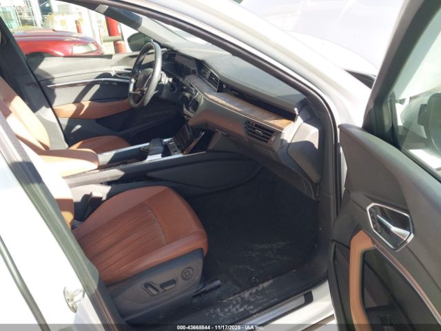 2021 AUDI E-TRON WA1LAAGE9MB024822 Photo 4