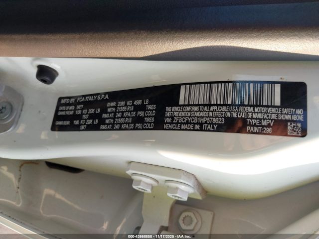 2017 FIAT 500X ZFBCFYCB1HP578623 Photo 8