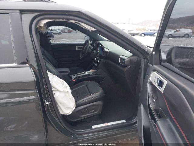 2022 FORD EXPLORER 1FMSK8KH9NGC01801 Photo 4