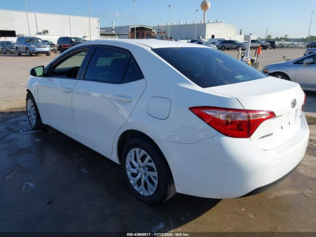 2019 TOYOTA COROLLA 5YFBURHEXKP877203 Photo 2